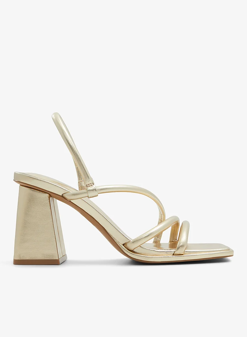 كول ات سبرنج صنادل بكعب سلينج باك فاخرة